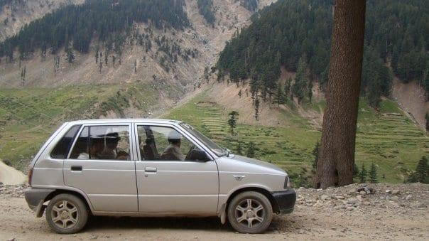 Documents You Need to Rent a Car in Pakistan